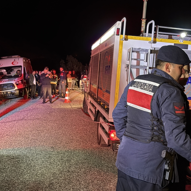 Sivas'ta otomobil uçuruma yuvarlandı: 4 ölü