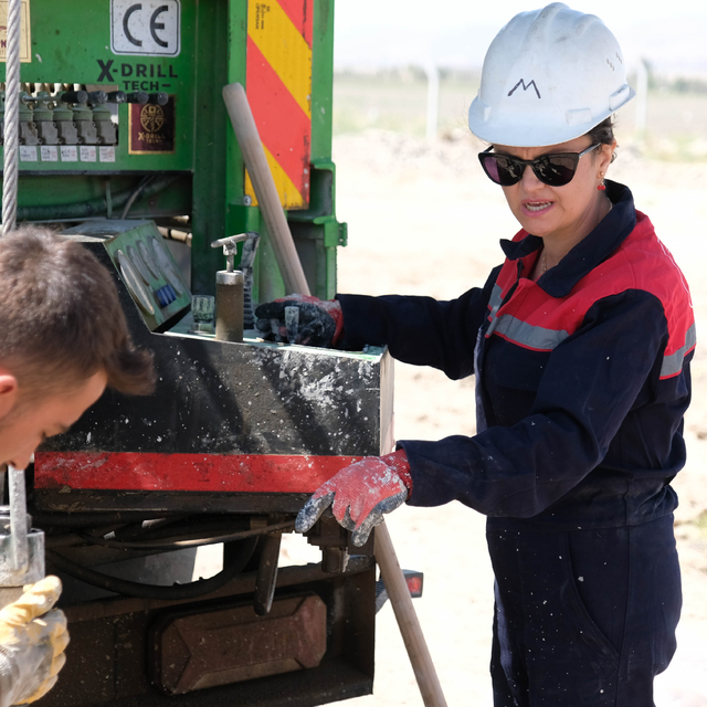'Sen mi makine kullanacaksın' dediler, inat etti, sondör oldu