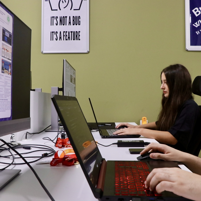 Genç mühendislerin Türkçe dil destekli yazılımı TEKNOFEST ödülü getirdi