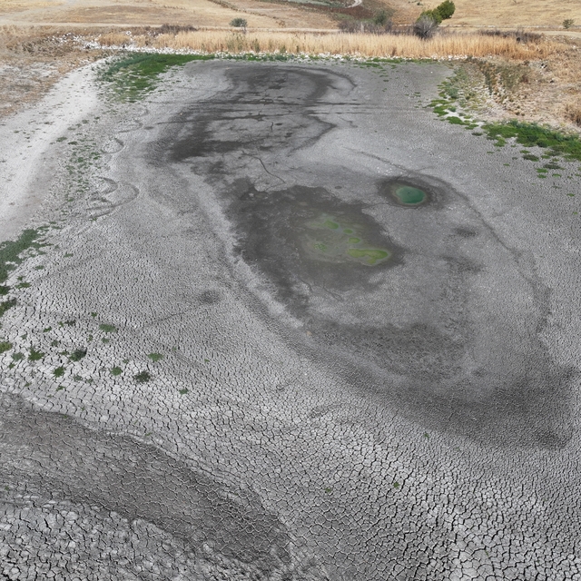 Edirne'de Habiller köyündeki 5 göletten 4'ü kuraklığa bağlı kurudu