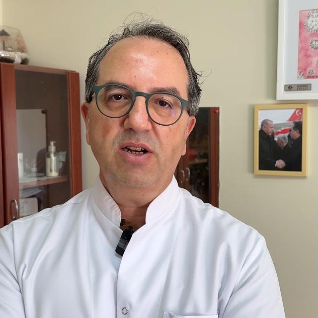 Prof. Dr. Alper Şener'den 65 yaş üstü vatandaşlara "grip aşısı olun" çağrıs...