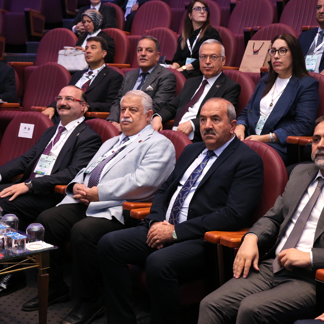 Erzurum'da "Tek Sağlık: Bütünsel ve Sürdürülebilir Çözümler Çalıştayı" başl...