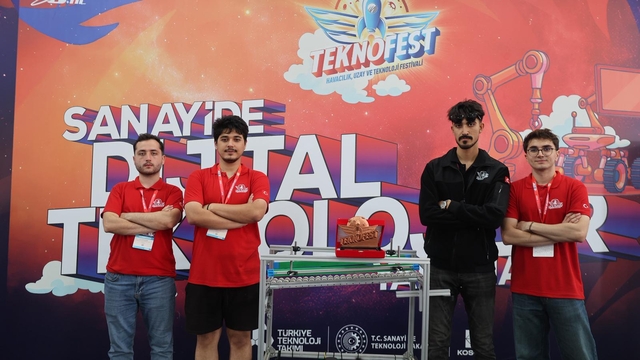 Gençlik merkezleri takımlarından TEKNOFEST 2025'te önemli başarılar