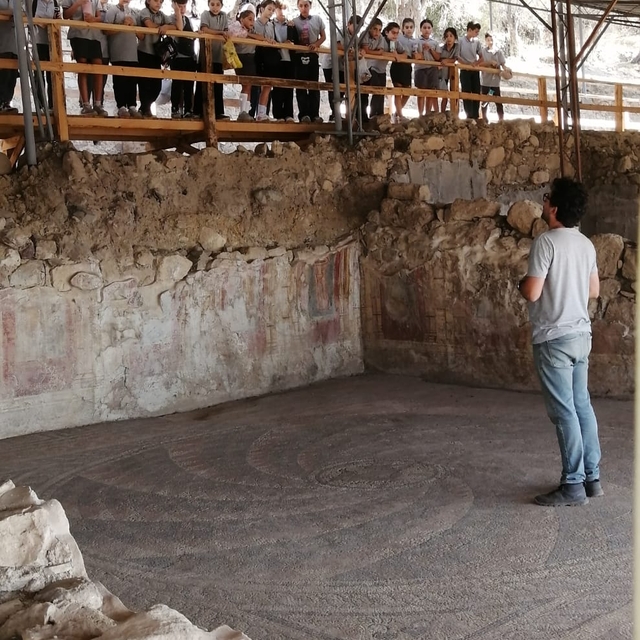 Balıkesir'de öğrenciler Antandros Antik Kenti'ni gezdi