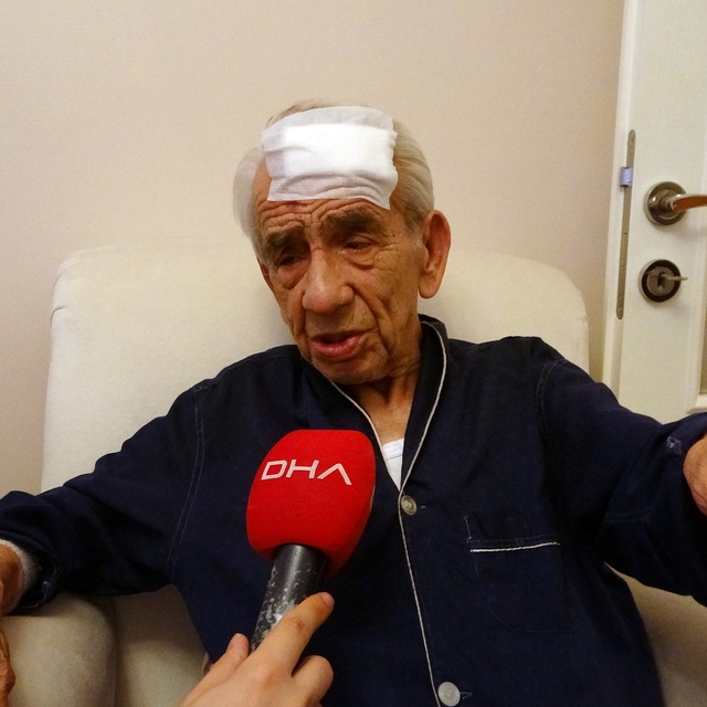 Öğrencilerin şakalaşırken raylara düşürdüğü yolcu, 3 yıl önce de otomobilin...