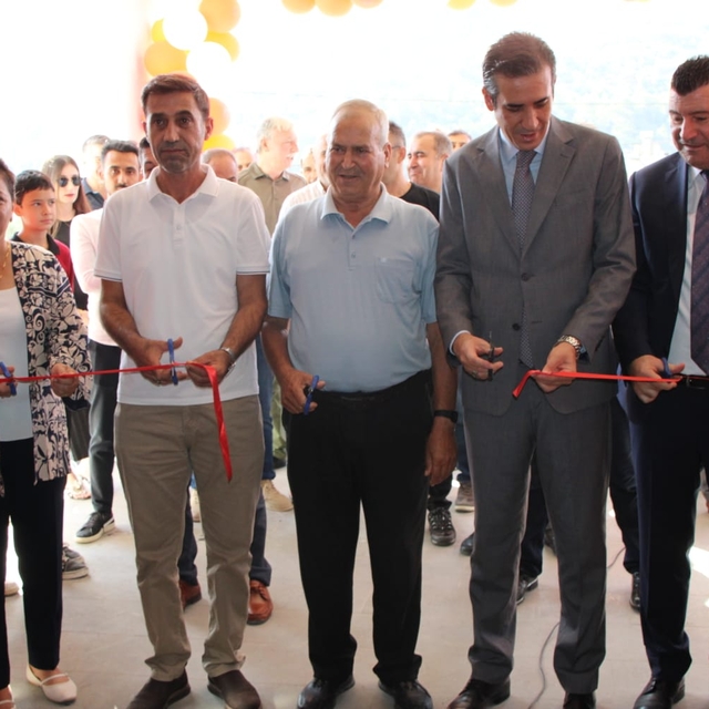 Mersin'de yeniden inşa edilen okul açıldı