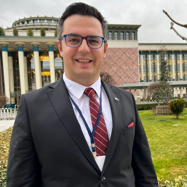 Çınar İlçe Milli Eğitim Müdürü Yusuf Güzel görevine başladı