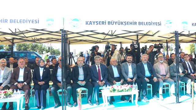 Kayseri Büyükşehir Belediyesinin araç filosuna 520 milyon TL değerinde 38 araç alındı