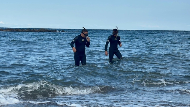 Sahilde çocuk ayakkabıları bulundu, ekipler denizde arama başlattı