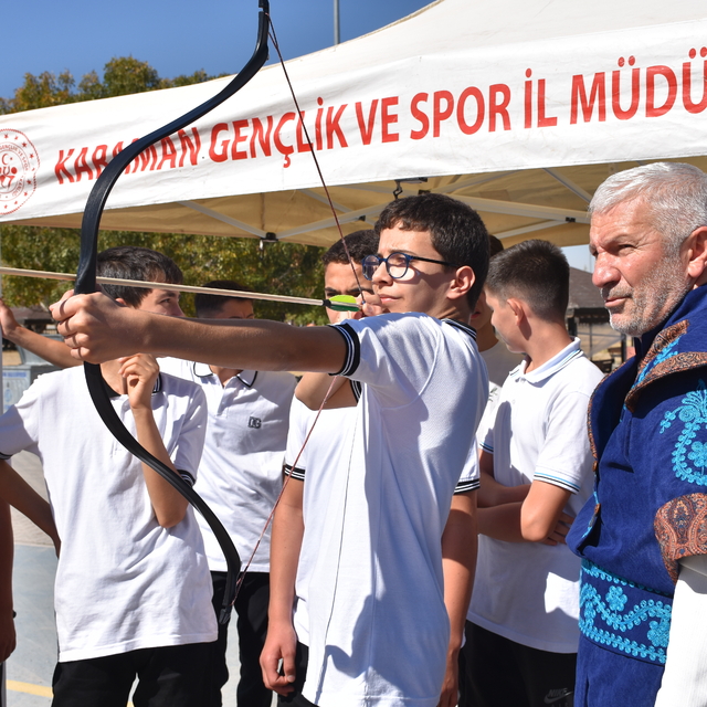 Karaman'da TÜGVA tarafından Gençlik Şöleni düzenlendi