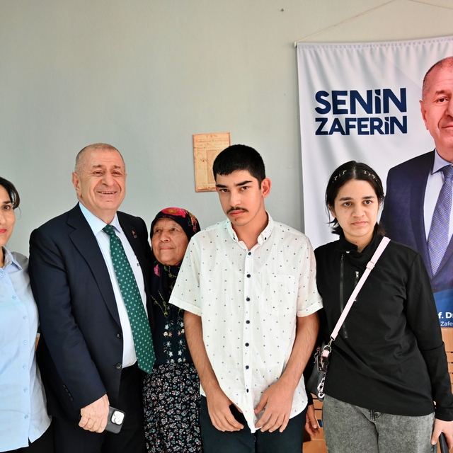 Zafer Partisi Genel Başkanı Özdağ, Osmaniye'de temaslarda bulundu