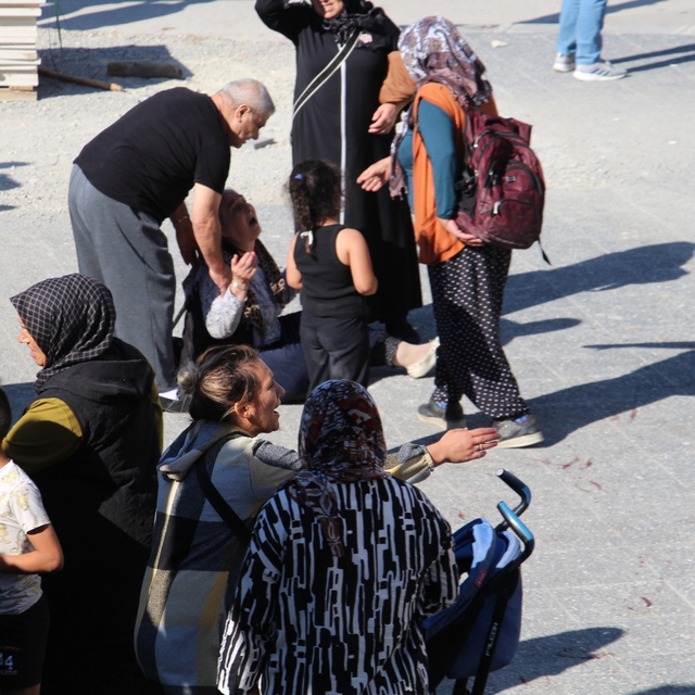 Çankırı'da bıçaklı, sopalı kavga: 3 yaralı