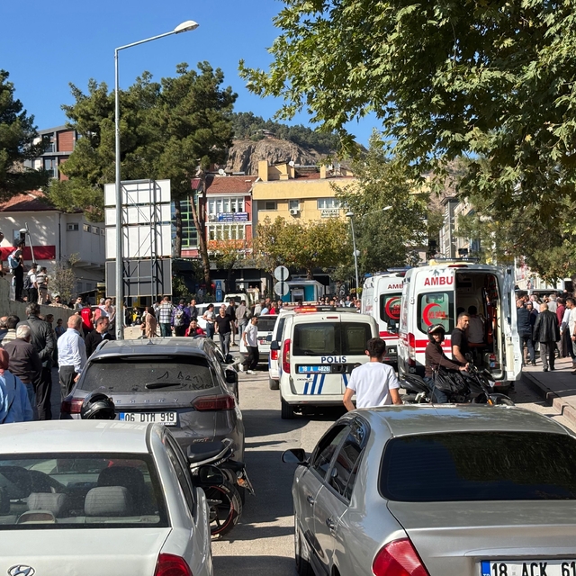 Çankırı'da bıçaklı kavgada 3 kişi yaralandı