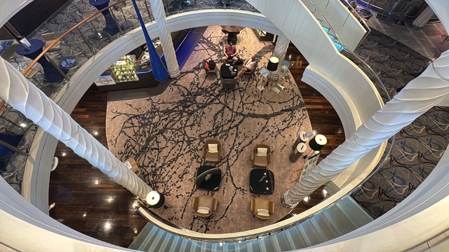 Bodrum'a "Mein Schiff 5" kruvaziyeriyle 2 bin 545 turist geldi