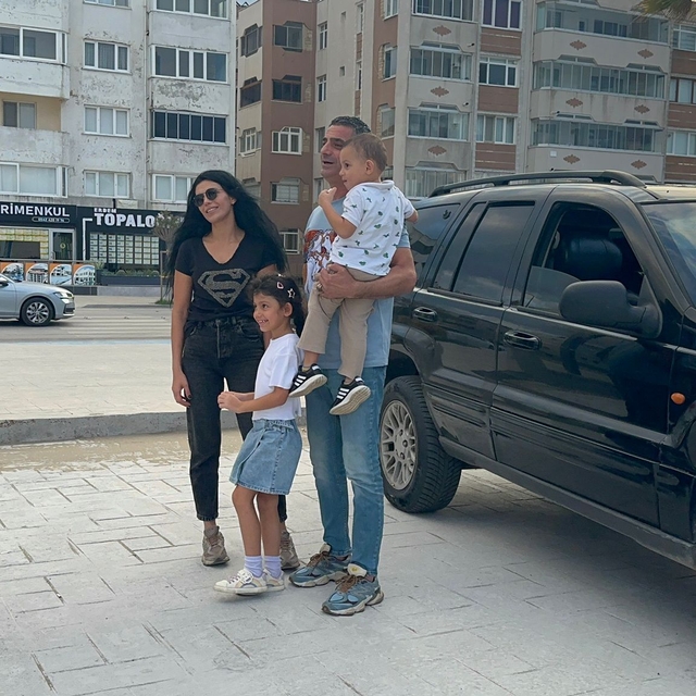 Sahilde çocuk ayakkabıları bulundu, ekipler denizde arama başlattı (2)