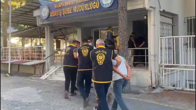 Malatya'da 'büyücü' operasyonu; 7 gözaltı