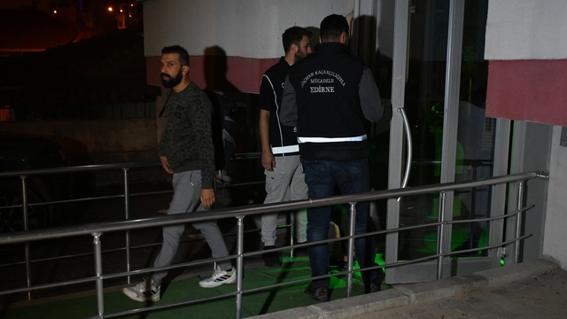 Edirne'de 31 düzensiz göçmen yakalandı