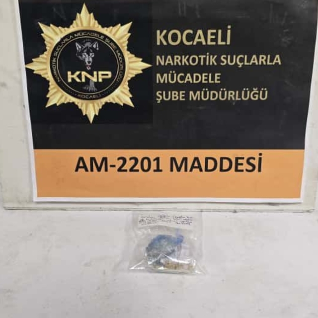 Kocaeli'de uyuşturucu operasyonlarında 3 şüpheli tutuklandı