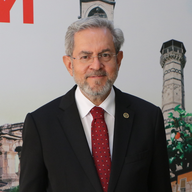 Prof. Dr. Ünüvar: Türkiye, sağlık turizminde 3 milyar dolar hacim sağlıyor