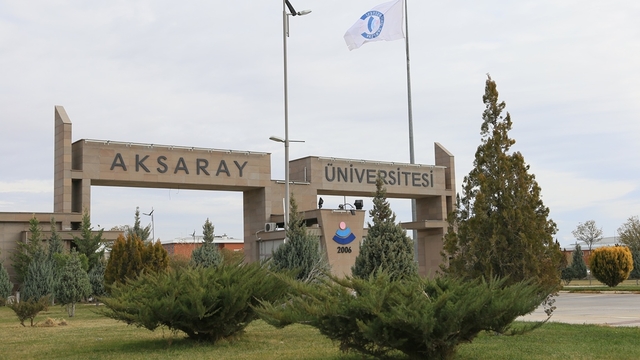 Üniversitenin Fen Bilgisi Öğretmenliği Bölümü'ne bu yıl hiç öğrenci gelmedi