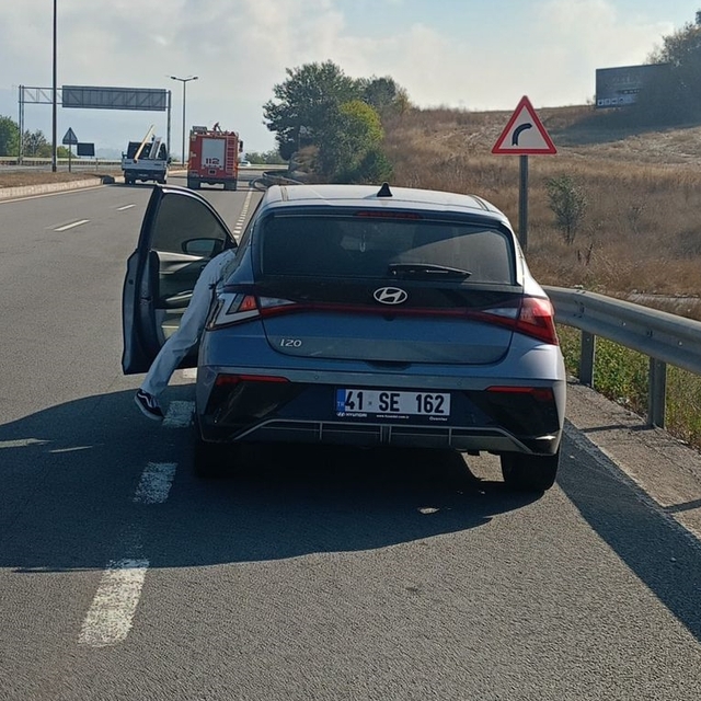 Bolu'da iki otomobilin çarpıştığı kazada 1 kişi yaralandı