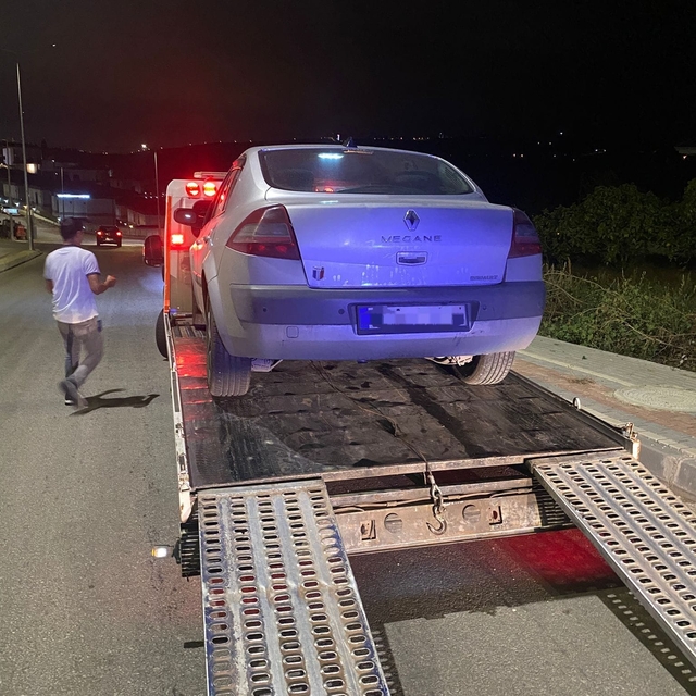 Kocaeli'de korsan taşımacılık yaptığı belirlenen sürücüye 46 bin 392 lira c...