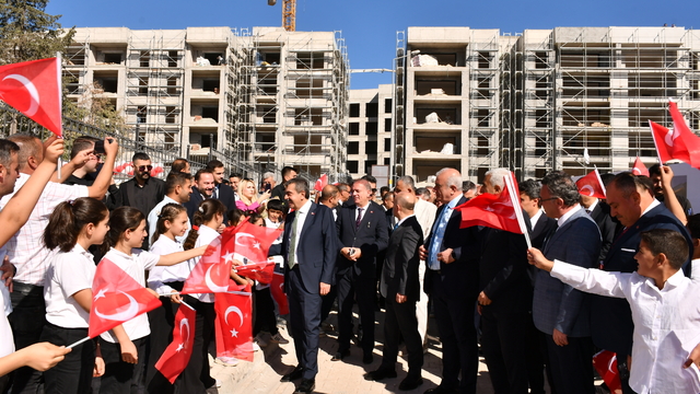 Milli Eğitim Bakanı Tekin, Adıyaman'da okul açılışında konuştu: