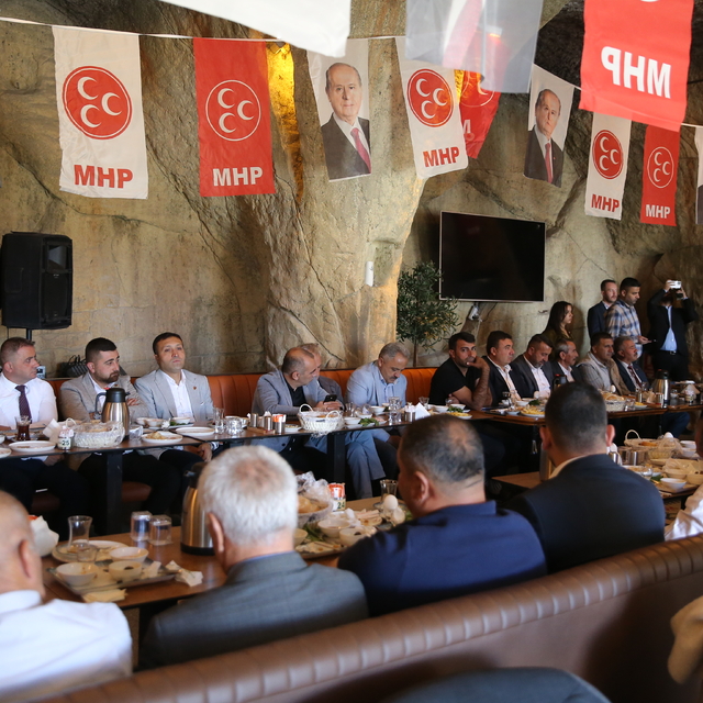 Niğde'de "Terörsüz Türkiye: Asırlık Birlik, Sonsuz Kardeşlik" toplantısı dü...