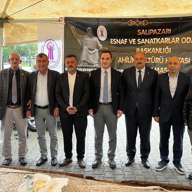 Salıpazarı'nda Ahilik Haftası kapsamında ahilik pilavı ikramı