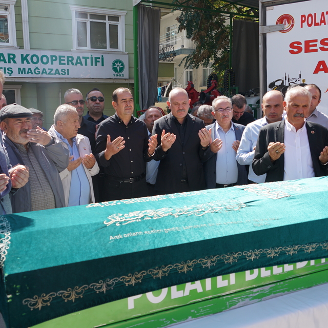 Vefat eden Ankara Pancar Ekicileri Kooperatifi Başkanı Bıyıkoğlu'nun cenaze...