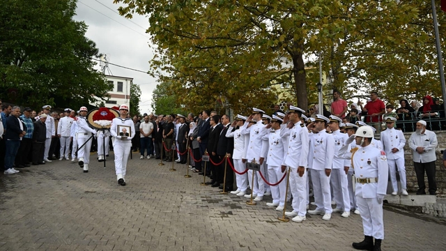Kocaeli'de Kıbrıs gazisi son yolculuğuna uğurlandı