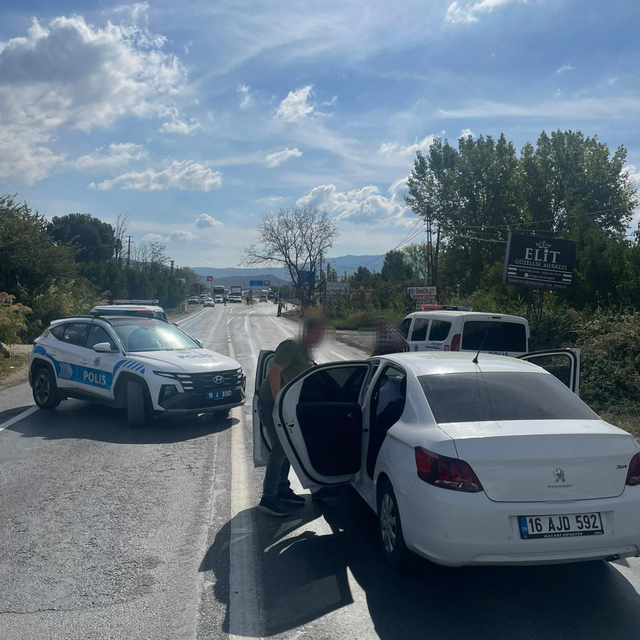 Yalova Adliyesi önünde silahlı saldırı: 1 ölü, 1 yaralı (2)