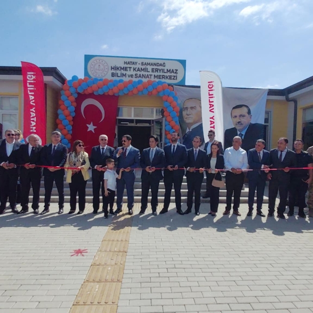 Hatay'da hayırseverler tarafından yaptırılan bilim ve sanat merkezi açıldı