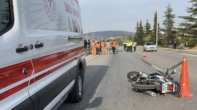 Burdur'da bariyere çarpan motosikletin sürücüsü hayatını kaybetti