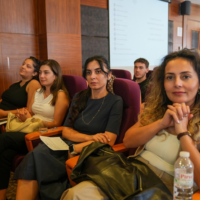 Fethiye'de 'geleceğin iş dünyasında trendler ve kuşaklar eğitimi' verildi