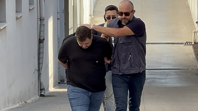 Adana'da inek satın alacakları "sazan sarmalı" yöntemiyle dolandıran 3 kişi tutuklandı