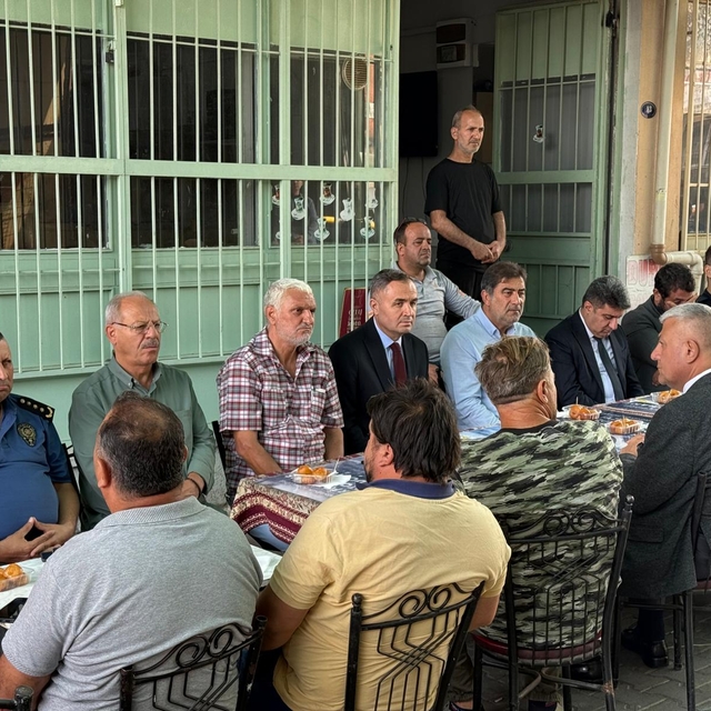 Kemalpaşa'da esnaf ahilik programında buluştu