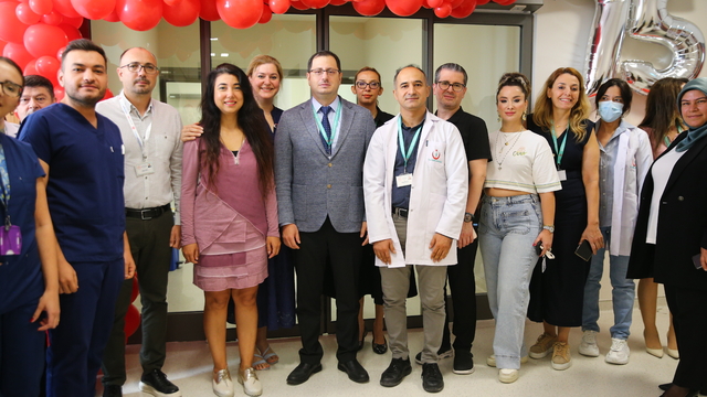 Adana Şehir Hastanesi nakil bekleyen 75 çocuğa "umut" oldu