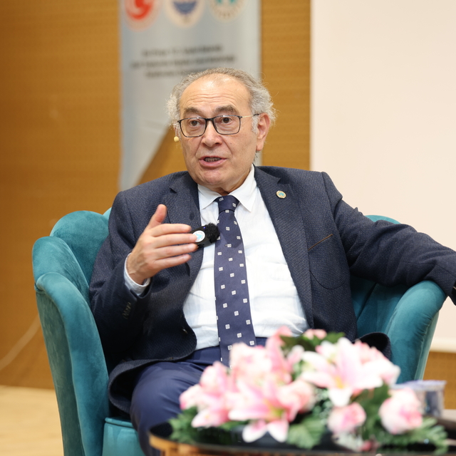 Prof. Dr. Tarhan: Doğurganlık düştü, onun için çok ciddi bir aile projesi y...