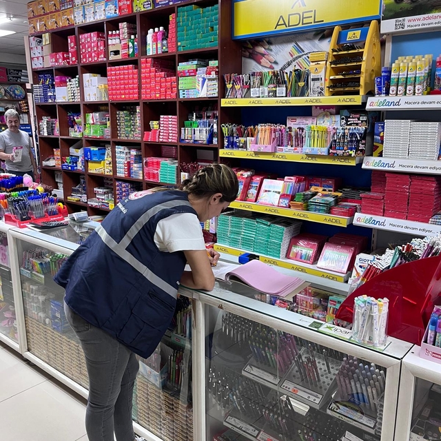 Şanlıurfa'da kırtasiye ve okul ürünleri satan 154 işletmeye para cezası ver...