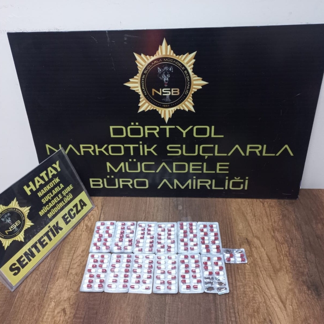 Hatay'da uyuşturucu bulunduran 2 zanlı tutuklandı