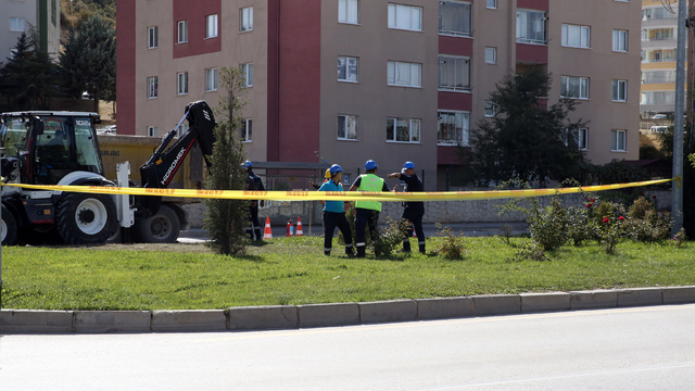 Kastamonu'da elektrik altyapı çalışması sırasında doğal gaz borusu delindi
