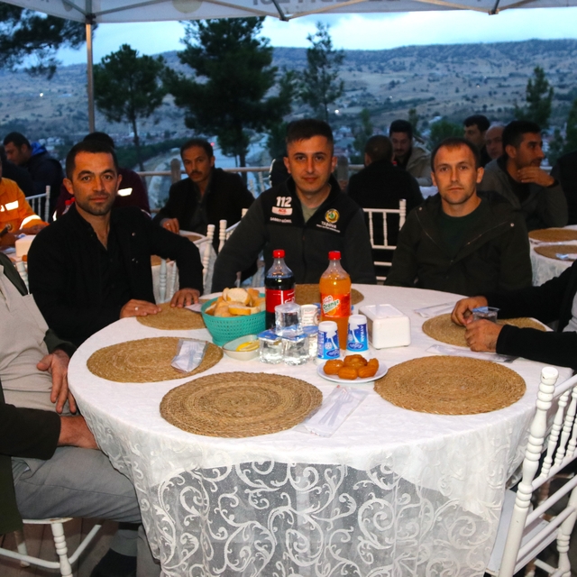 Tokat Orman İşletme Müdürlüğüne atanan Morkan'a veda yemeği düzenlendi