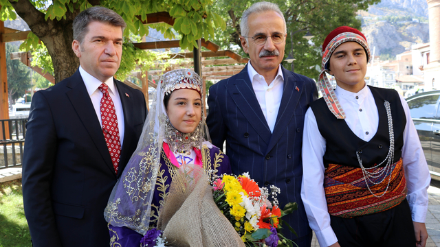 Ulaştırma ve Altyapı Bakanı Uraloğlu, Amasya'da konuştu: