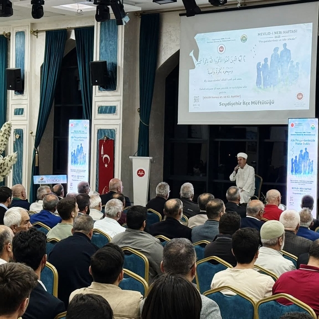 Seydişehir'de "Peygamberimiz ve Aile Ahlakı" konulu konferans yapıldı