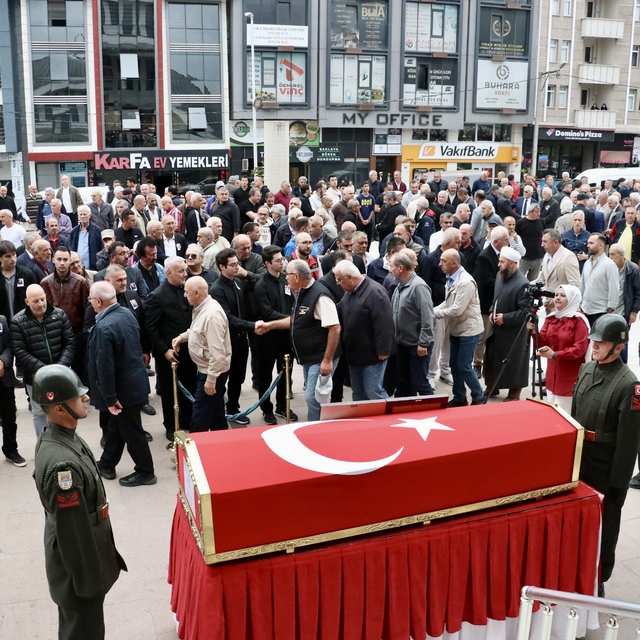 Eski Jandarma Genel Komutanı Emekli Orgeneral Rasim Betir, Sakarya'da son y...