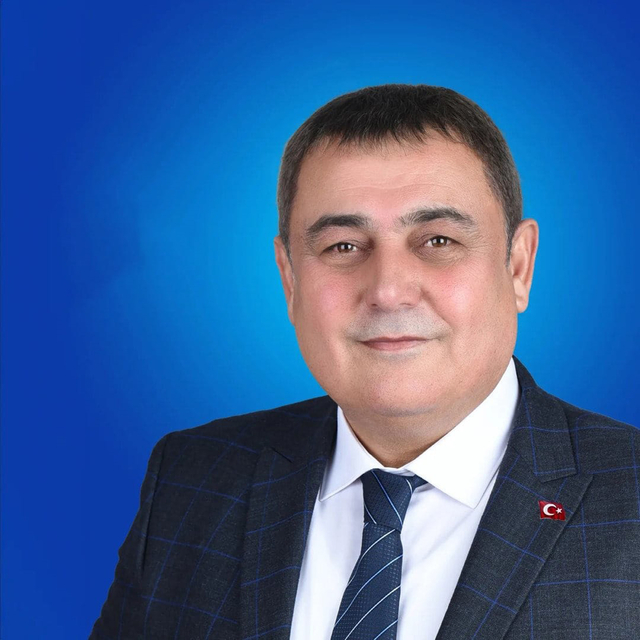 Aksu Belediye Başkanı Yıldırım, CHP'den istifa etti