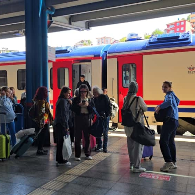 Turistik Karaelmas Ekspresi, Zonguldak'a geldi