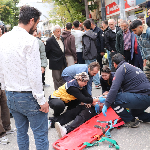 Ordu'da hafif ticari aracın çarptığı bisikletteki çocuk yaralandı
