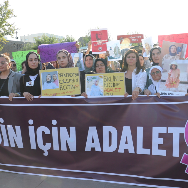 Diyarbakır'da 'Rojin için adalet' yürüyüşü